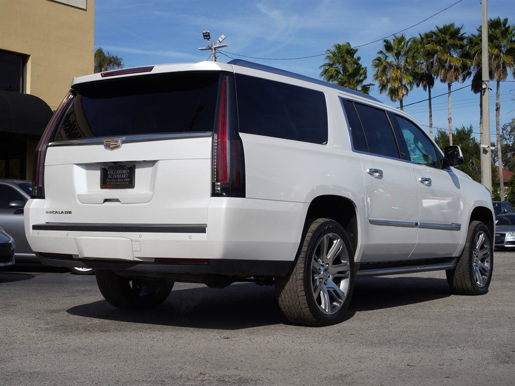 Used 2016 Cadillac Escalade ESV Luxury RWD image 21