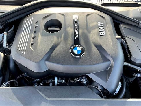 Used 2020 BMW 230i Convertible w/ Premium Package image 32