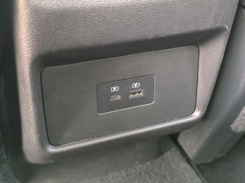 Used 2023 Nissan Rogue SV image 15