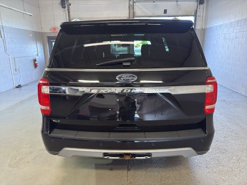 Used 2021 Ford Expedition XLT AWD/4WD image 5