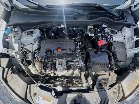Used 2023 Honda HR-V LX image 31