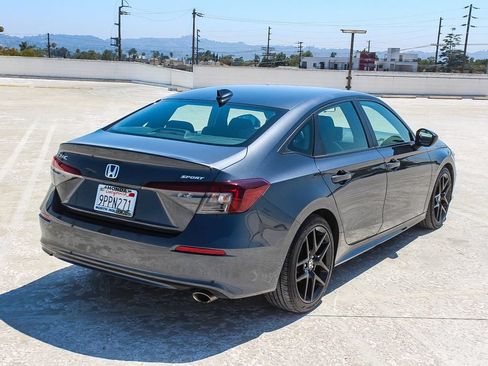 Certified 2025 Honda Civic Sport image 6