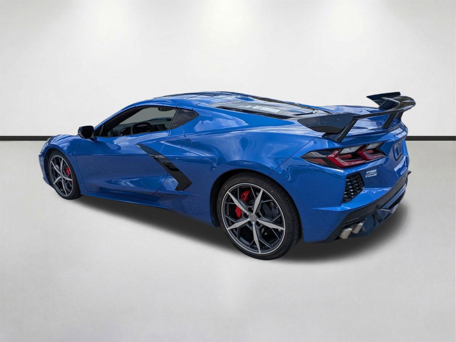 Used 2022 Chevrolet Corvette Stingray Preferred Cpe w/ Battery Protection Package RWD image 6