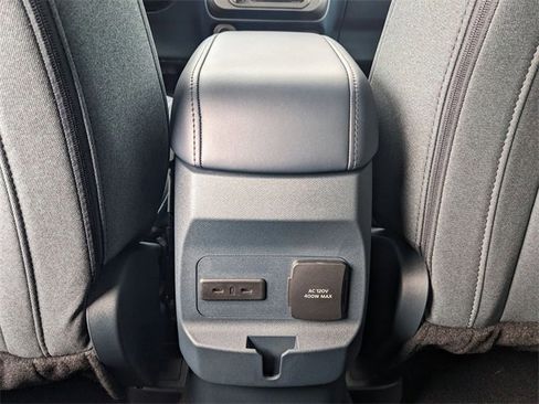 New 2025 Ford Maverick XLT w/ XLT Luxury Package image 13