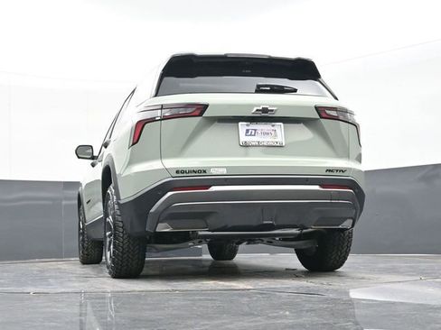 New 2026 Chevrolet Equinox ACTIV w/ Convenience Package III image 44