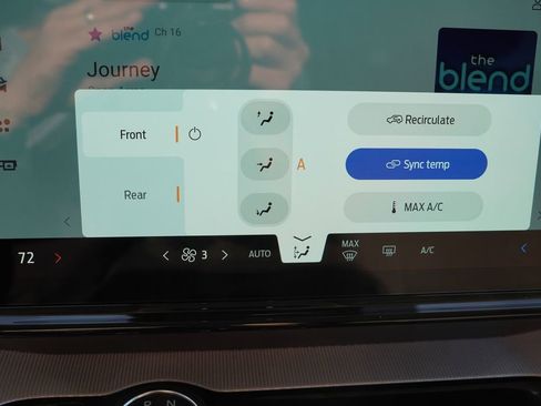 Certified 2025 Ford Expedition Active image 32