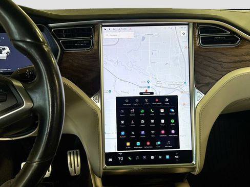 Used 2018 Tesla Model X P100D image 19