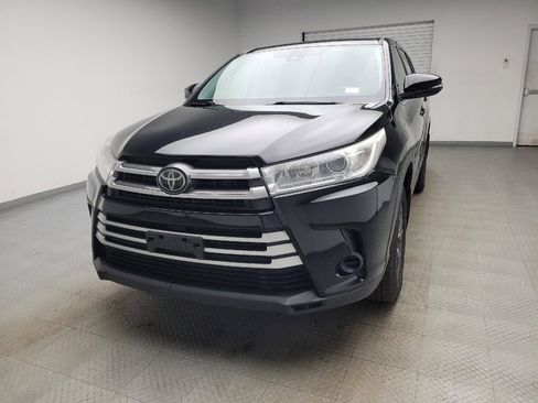 Used 2018 Toyota Highlander LE w/ Protection Package #3 image 15