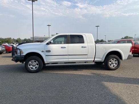 Used 2016 RAM 3500 Laramie Longhorn AWD/4WD image 6