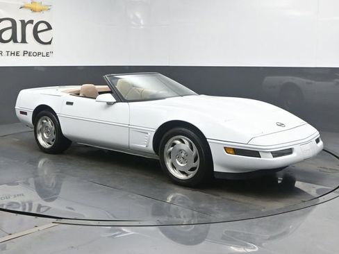 Used 1996 Chevrolet Corvette Convertible image 6