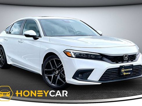 Used 2024 Honda Civic Sport Touring image 1