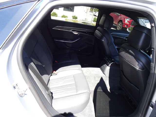 Used 2025 Audi A8 L 3.0T AWD/4WD image 18