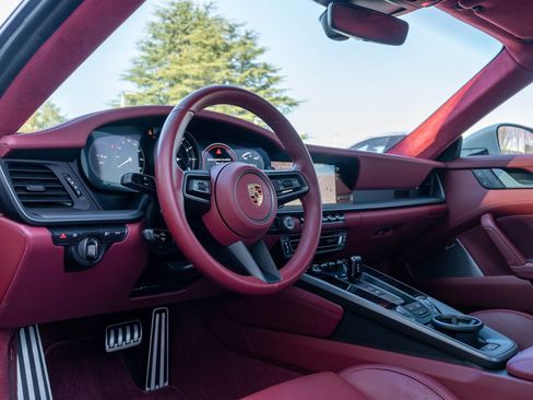 Certified 2024 Porsche 911 Carrera 4S image 4
