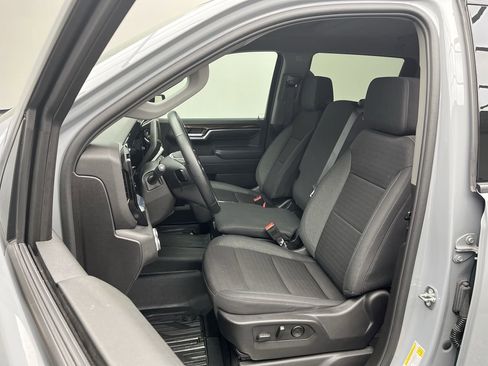 Used 2024 GMC Sierra 1500 Elevation w/ LPO, Elevation Black Package image 9