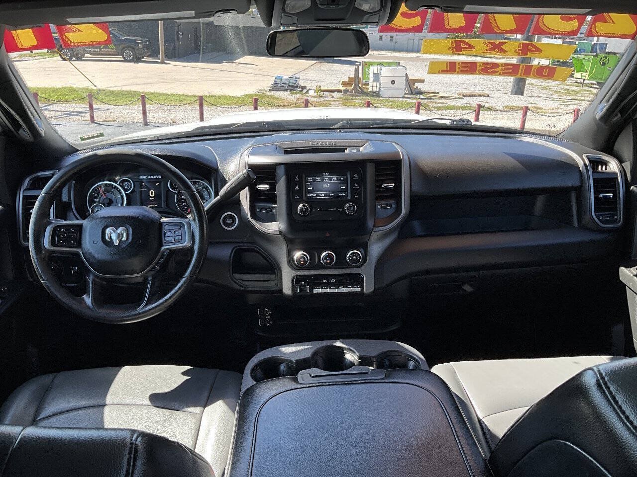 Used 2021 RAM 3500 Tradesman w/ Chrome Appearance Group AWD/4WD image 10