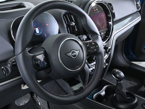 Certified 2023 MINI Cooper Countryman SE w/ Storage Package image 12