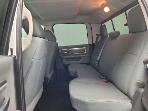 Used 2019 RAM 1500 Classic SLT RWD image 18