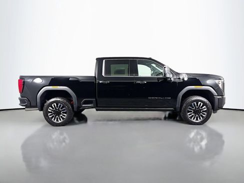 New 2026 GMC Sierra 3500 Denali Ultimate image 8