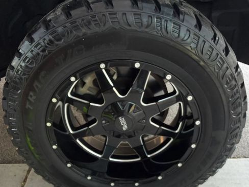 Used 2021 RAM 1500 Laramie AWD/4WD image 10