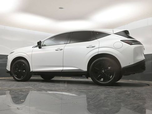 Certified 2025 Nissan Murano SV image 17
