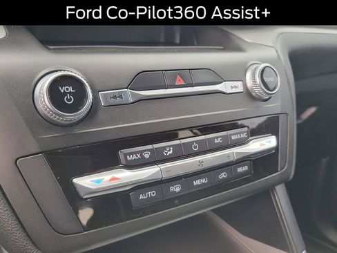 Certified 2020 Ford Explorer XLT w/ Equipment Group 202A RWD image 30