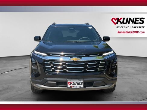 Used 2025 Chevrolet Equinox LT w/ Convenience Package II AWD/4WD image 3