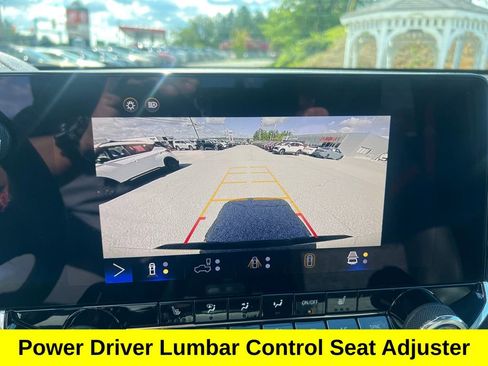 Used 2024 Chevrolet Colorado Z71 w/ Z71 Convenience Package 2 image 21