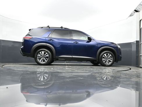 New 2026 Nissan Pathfinder SL image 29