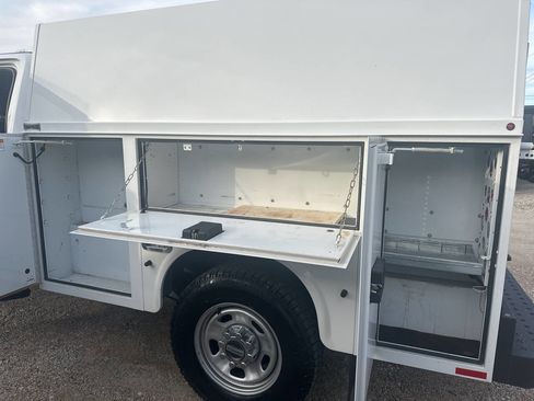 Used 2022 Ford F350 XL w/ Power Equipment Group image 16