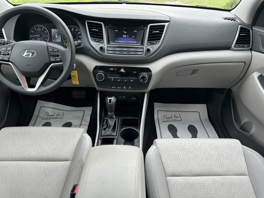 Used 2017 Hyundai Tucson SE w/ SE Popular Package 02 FWD image 8