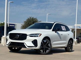 New 2026 Volvo XC60 B5 Plus w/ Protection Package Premier video 2