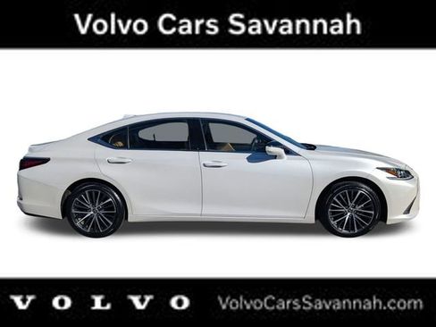 Used 2023 Lexus ES 350 w/ Premium Package image 3