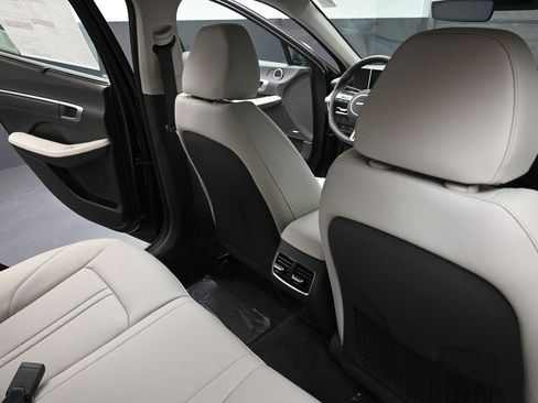 New 2026 Hyundai Sonata Limited image 15