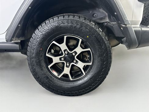 Used 2021 Jeep Wrangler Unlimited Rubicon AWD/4WD image 11