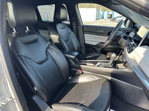Used 2024 Jeep Compass Limited AWD/4WD image 26