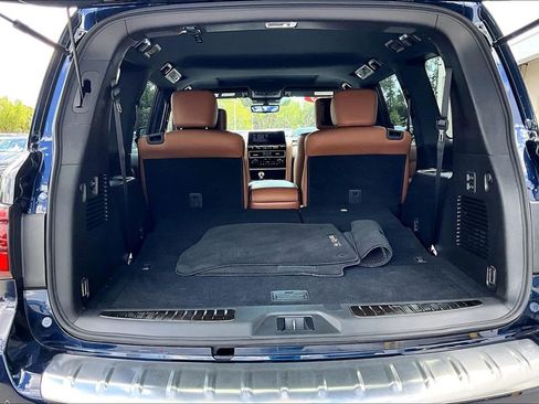 Used 2024 INFINITI QX80 Sensory AWD/4WD image 15