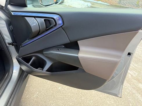 Used 2025 BMW X3 xDrive30i w/ Convenience Package image 28