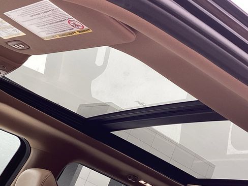 Used 2022 Ford F350 Lariat w/ Lariat Ultimate Package image 20