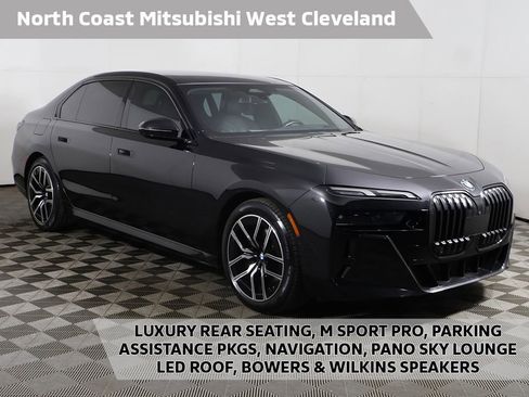 Used 2023 BMW 760i xDrive w/ Luxury Rear Seating Package AWD/4WD image 1