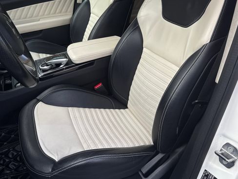 Used 2019 Mercedes-Benz GLE 43 AMG 4MATIC image 41