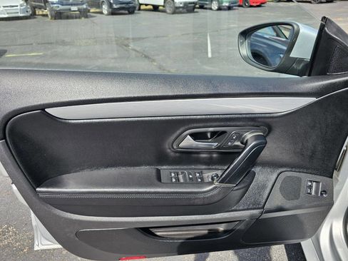 Used 2016 Volkswagen CC Sport image 14