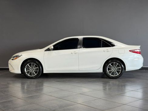 Used 2017 Toyota Camry SE FWD image 8