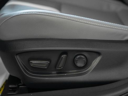 New 2026 Toyota Camry SE FWD image 36