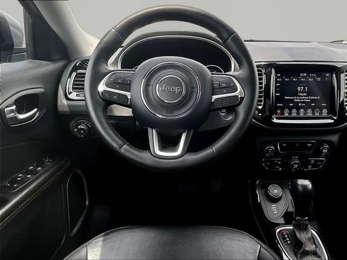 Used 2019 Jeep Compass Limited AWD/4WD image 8