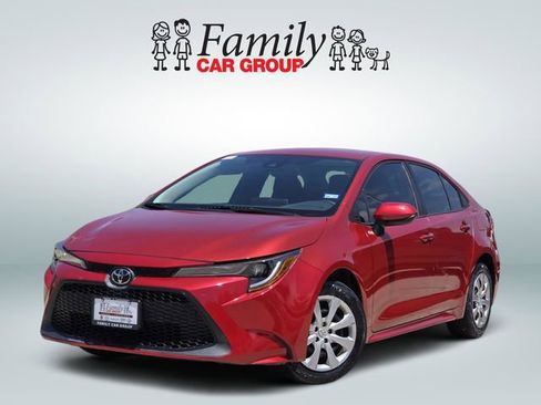 Used 2020 Toyota Corolla LE FWD image 1