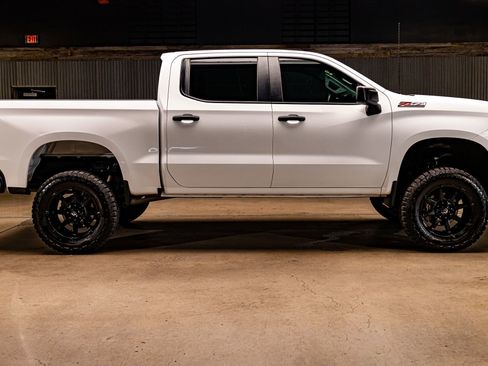 Used 2020 Chevrolet Silverado 1500 Custom Trail Boss image 10