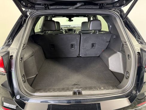 Used 2023 Chevrolet Equinox RS image 11