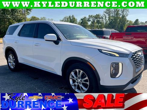 Used 2021 Hyundai Palisade SE image 1