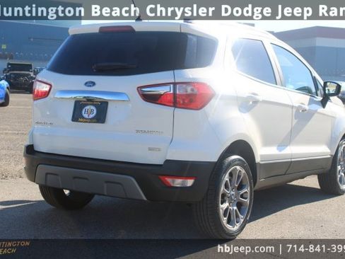Used 2020 Ford EcoSport Titanium image 5