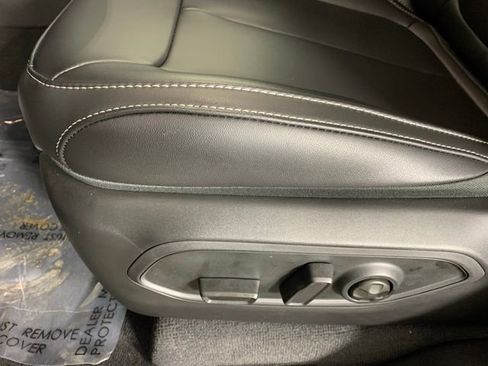New 2026 Jeep Grand Cherokee Limited AWD/4WD image 11